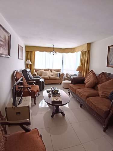 VENTA HERMOSO DEPARTAMENTO SECTOR AV BRASIL