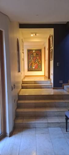 GRAN CASA EN SAN CARLOS DE APOQUINDO