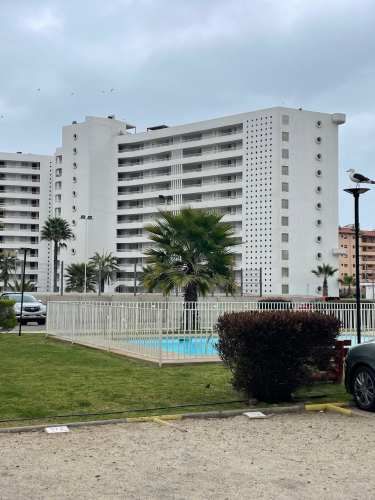 Se vende depto. 3 dorm. 1 baño, Av. Los Nisperos, La Serena.