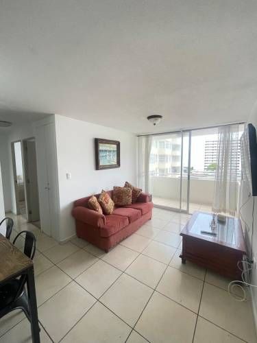 Se vende depto. 3 dorm. 1 baño, Av. Los Nisperos, La Serena.