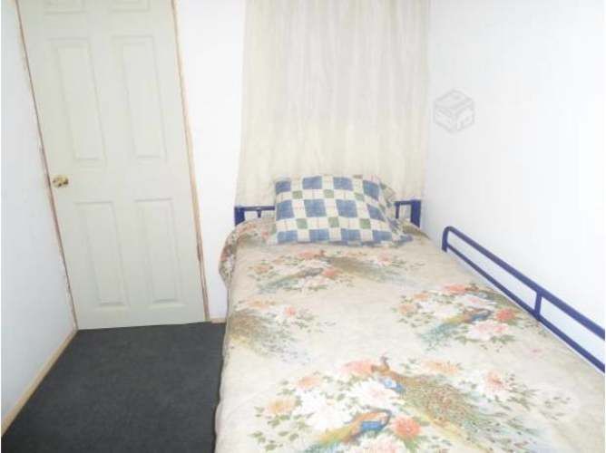 Se Arrienda Pieza Amoblada