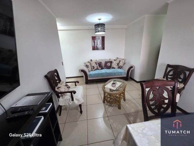 Departamento en arriendo c/ estacionamiento en Hospital Regional