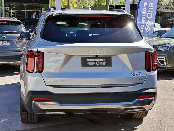 KIA SORENTO 2025