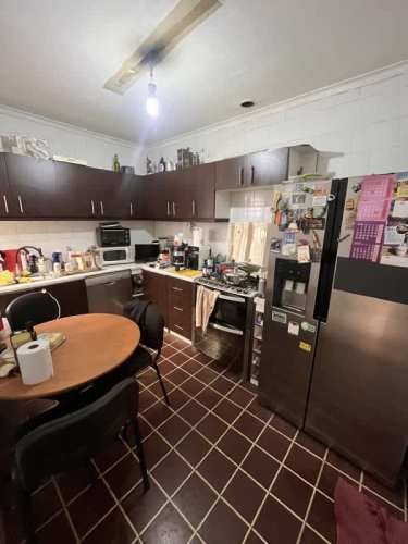 CASA CON EXCELENTE PROYECCIÓN