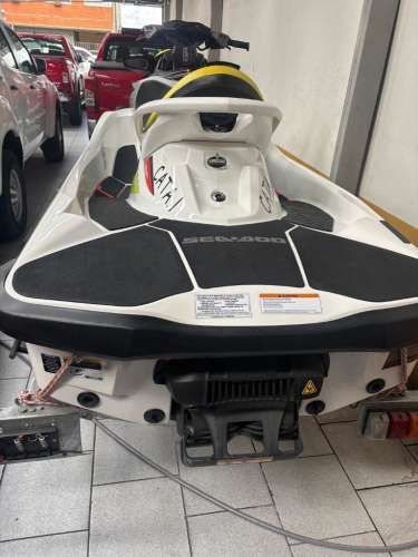 Moto de agua sea doo rxt 300 rs año 2018