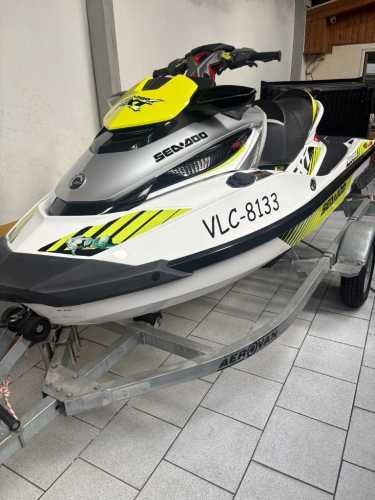 Moto de agua sea doo rxt 300 rs año 2018