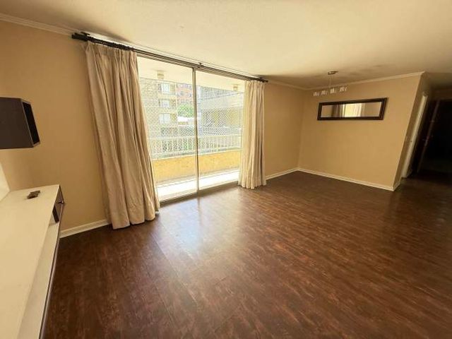 PISO BAJO EXCELENTE UBICACIÓN 3D+2B+1E+1BOD (122523)