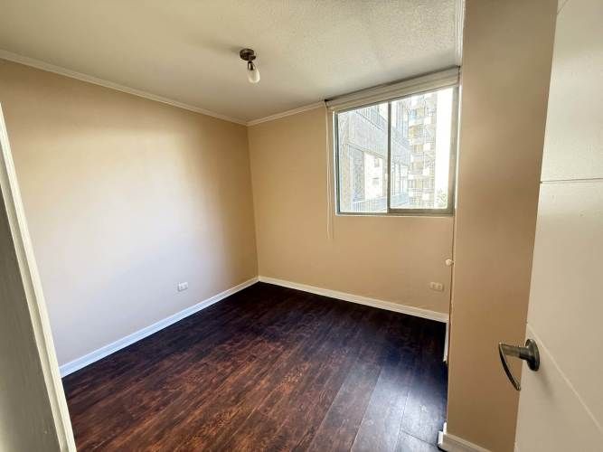 PISO BAJO EXCELENTE UBICACIÓN 3D+2B+1E+1BOD (122523)