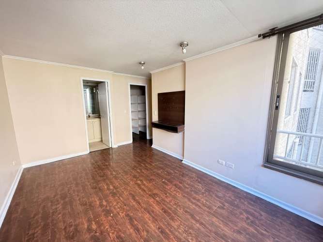 PISO BAJO EXCELENTE UBICACIÓN 3D+2B+1E+1BOD (122523)