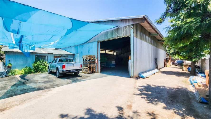 Oficina De 770/1710 M2 En Arriendo En Macul