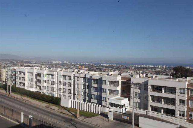Departamento En Arriendo De 3 Dorm. En La Serena