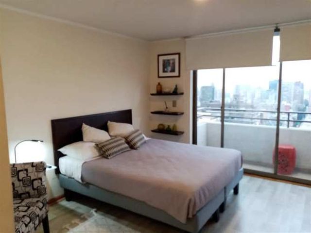 Departamento En Venta De 1 Dorm. En Santiago