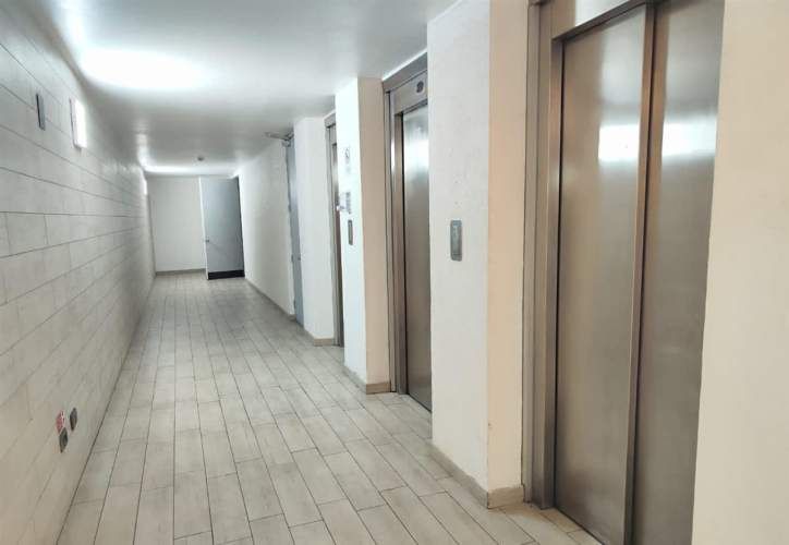 Ambplio Departamento Arriendo De 2 Dorm. En Santiago