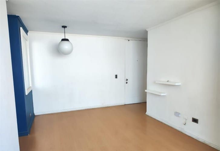 Ambplio Departamento Arriendo De 2 Dorm. En Santiago