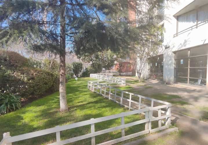 Ambplio Departamento Arriendo De 2 Dorm. En Santiago