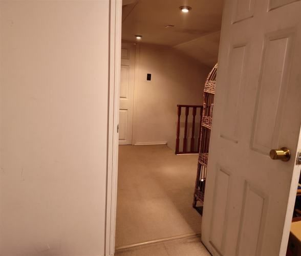 Amplia Casa De Dos Pisos En Arriendo De 5 Dorm. En Concón