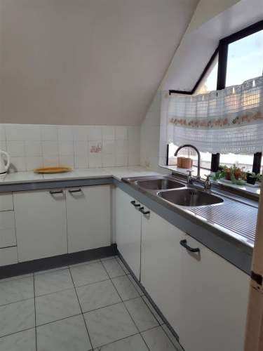 Amplia Casa De Dos Pisos En Arriendo De 5 Dorm. En Concón