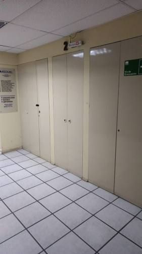 Oficina Con Ubicación Privilegiada En Viña Del Mar