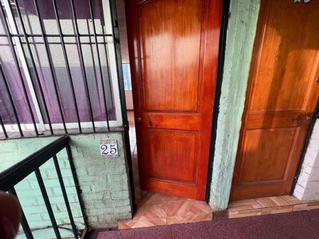 Departamento En Venta De 2 Dorm. En Maipú
