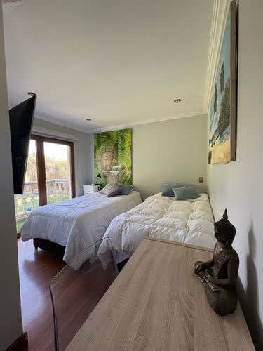 Casa En Venta De 5 Dorm. En Colina