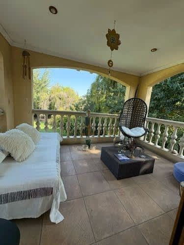 Casa En Venta De 5 Dorm. En Colina