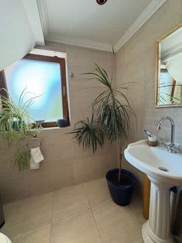 Casa En Venta De 5 Dorm. En Colina