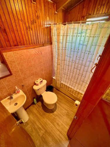 Casa Grande Hostal En Venta En Ancud Chiloe Funcionando