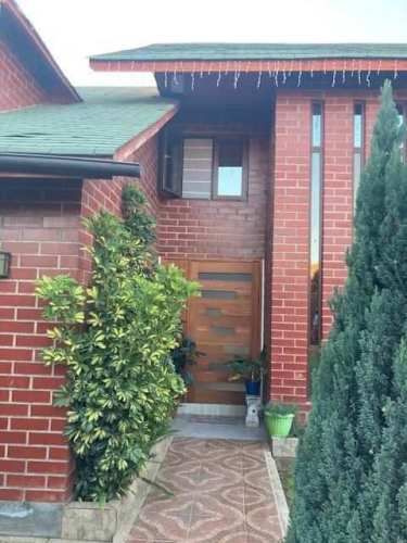 Casa En Venta De 4 Dorm. En Machalí