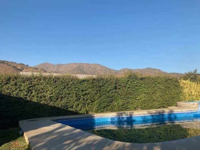 Casa En Venta De 4 Dorm. En Machalí