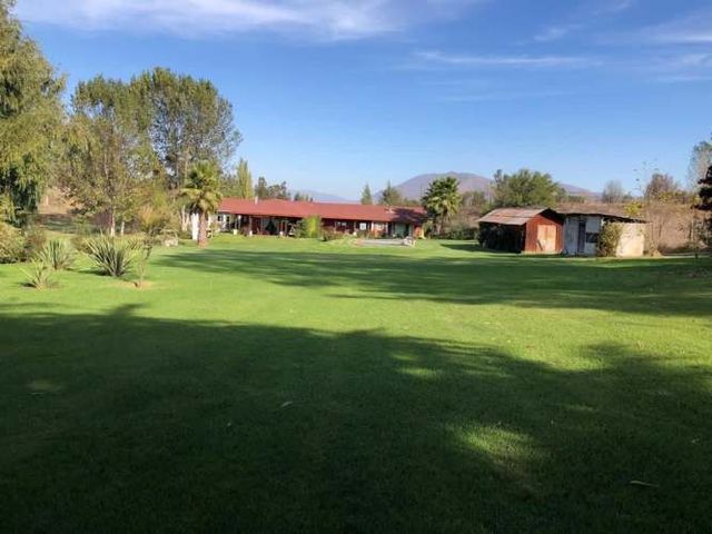 Parcela En Venta En Melipilla 5 Dorm 3 Baños