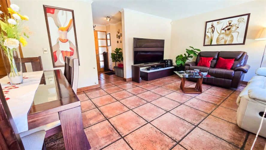 Casa En Venta En Peñalolén