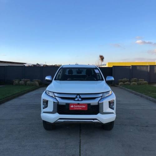 MITSUBISHI L200 KATANA CRT 2.4 MT 4X4 2021 ÚNICO DUEO
