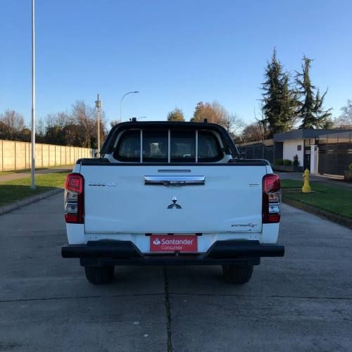 MITSUBISHI L200 KATANA CRT 2.4 MT 4X4 2021 ÚNICO DUEO