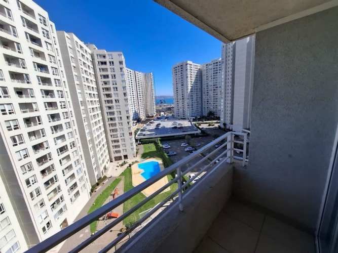 Departamento En Venta De 3 Dorm. En Coquimbo