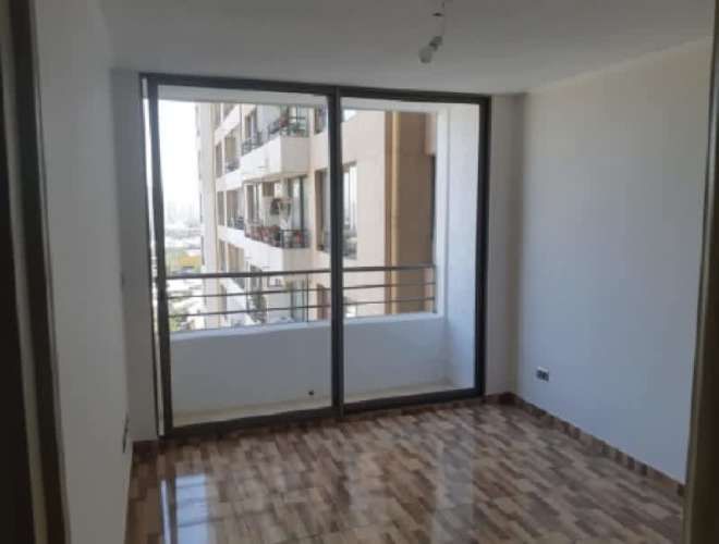 AMPLIO DEPARTAMENTO A PASOS GRAN AVENIDA