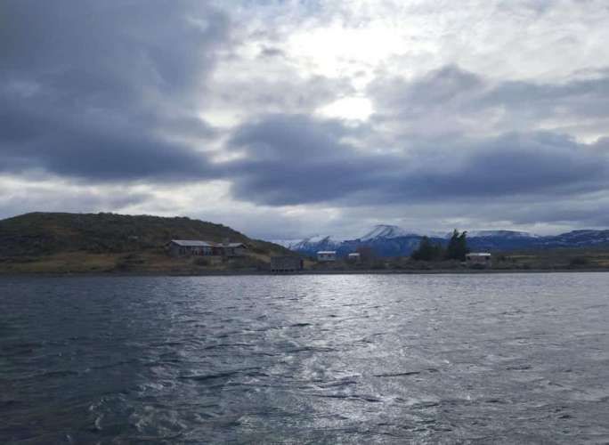 Isla Con Casa En Venta Fiordo Eberhard, En Natales