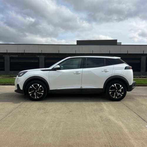 PEUGEOT 2008 ALLURE BLUE HDI 1.5 AT 2022