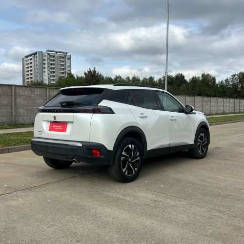 PEUGEOT 2008 ALLURE BLUE HDI 1.5 AT 2022