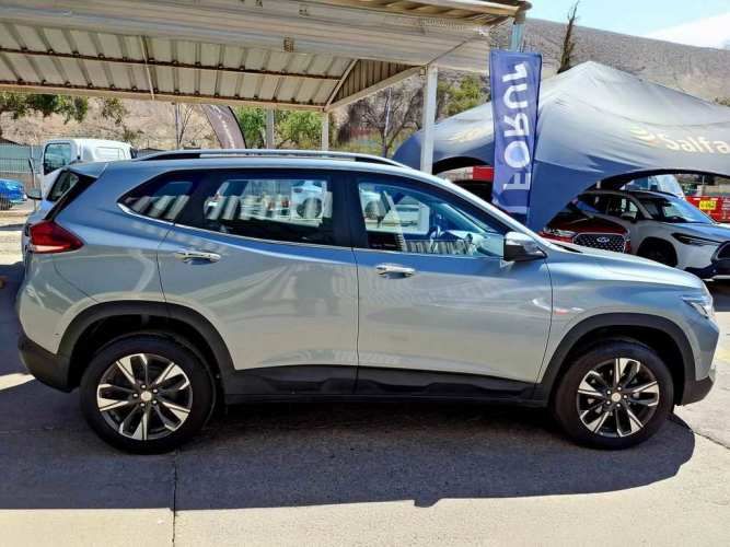 CHEVROLET TRACKER 2025