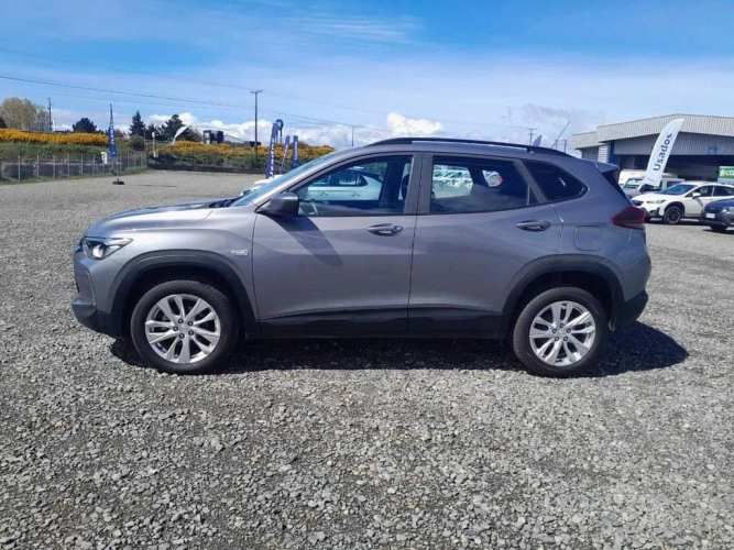 CHEVROLET TRACKER 2024