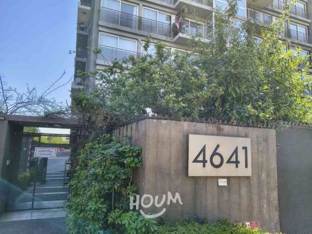 Departamento en Avenida Américo Vespucio