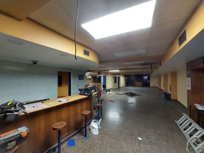 300M2 DE LOCAL A LA CALLE, RECEPCIÓN FINAL