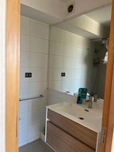 DEPTO 2D-2B, CON EST Y BODEGA , CENTRO SAN BNDO