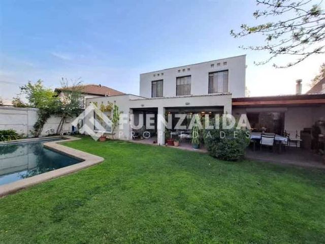 CASA Isabel La Católica - Manquehue