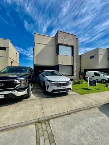 CASA FAMILIAR  EN EXCLUSIVO CONDOMINIO BELO HORIZONTE