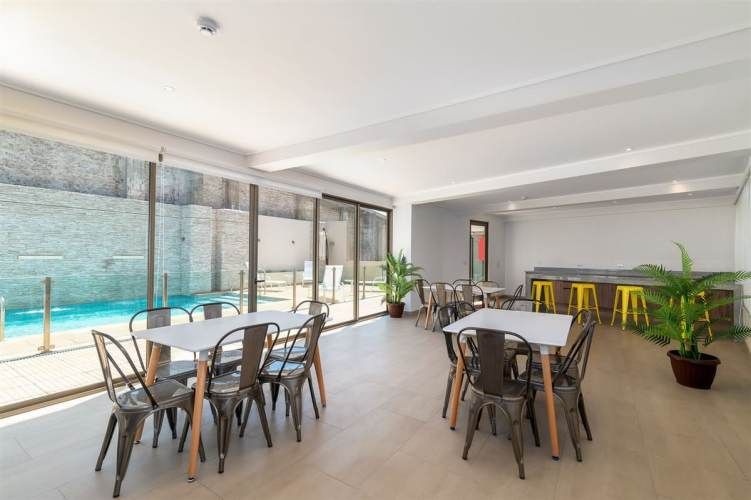 Depto Coronel Robles, Piso 16, Vista Poniente. Estudio