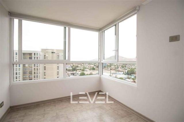 Depto Nueva Andres Bello 1826, Piso 9, Vista Poniente