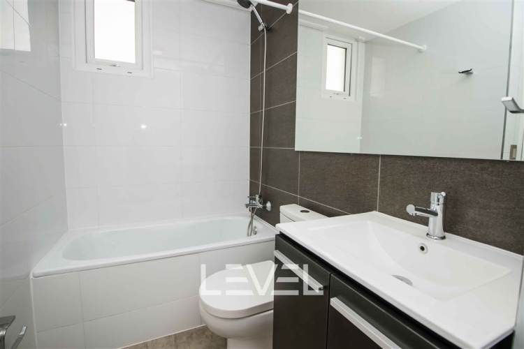 Depto Nueva Andres Bello 1826, Piso 9, Vista Poniente