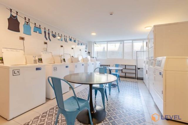 Las Acacias 7604 Departamento 1 Dorm con Terraza