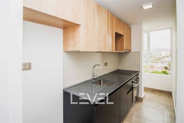 Depto Nueva Andrés Bello 1826, 3dorms Y 1 Baño, Vista Sur